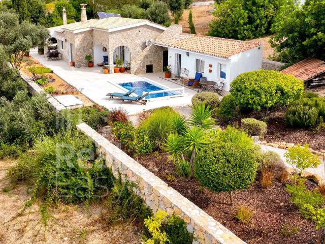 Moradia T3 Térrea Piscina e Vista Mar, Gorjões, Santa Bárbar. 159m² Santa Bárbara De Nexe