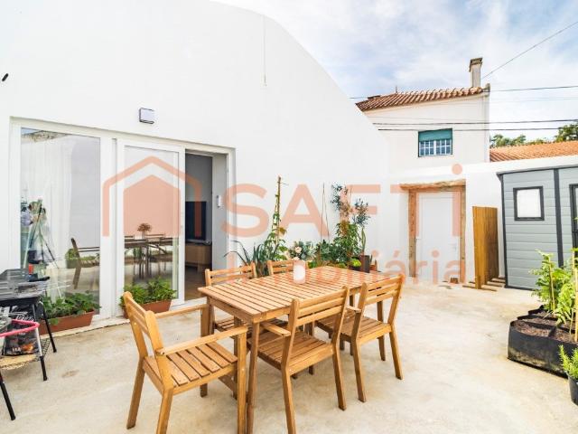 Moradia T3 totalmente reconstruida 0m² Runa
