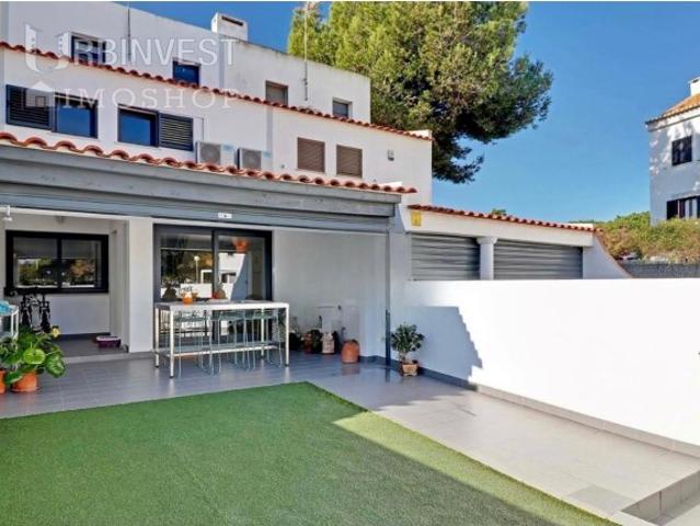 Moradia T3 Triplex a 100m da Marina de Vilamoura, Algarve