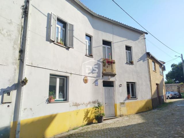 Moradia T3 Venda em Currelos, Papízios e Sobral,Carregal do. 141m² Currelos, Papízios e Sobral