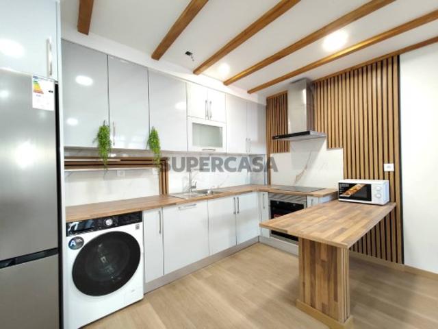 Moradia T3 Venda em Cantar Galo e Vila do Carvalho,Covilhã