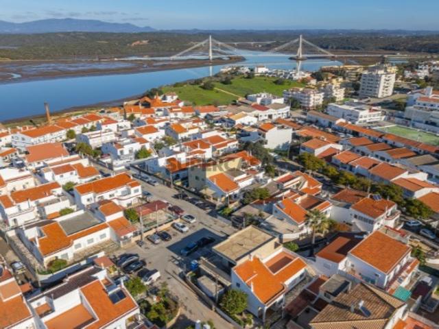 Moradia T3 Venda em Estômbar e Parchal,Lagoa Algarve