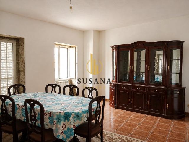 Moradia T3 Venda em Longa,Tabuaço 173m² Longra