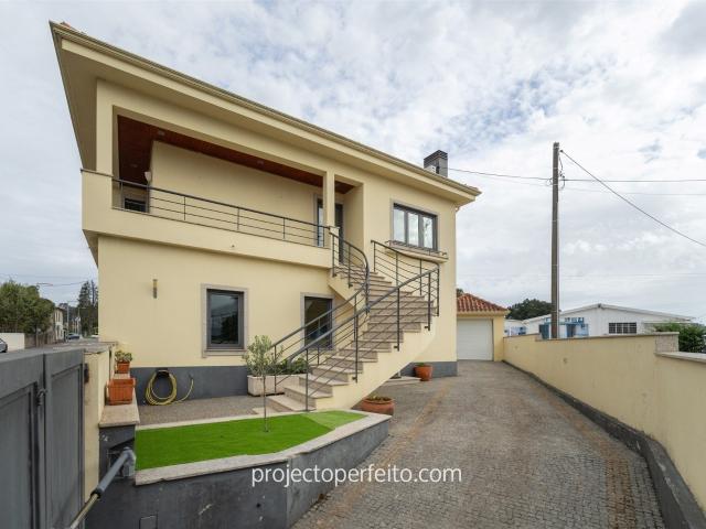 Moradia T3 Venda em Santa Maria da Feira, Travanca, Sanfins. 150m² Feira