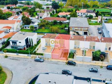 MORADIA T3 – VILA DAS AVES | SANTO TIRSO