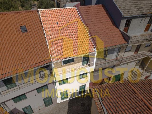 Moradia T3 98m² Arcozelo