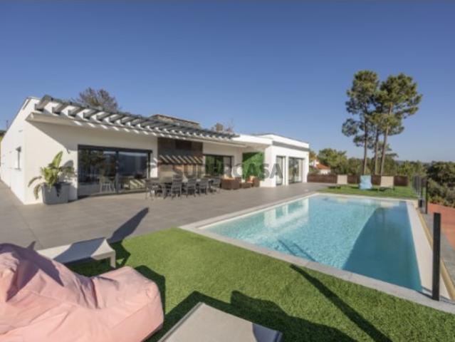 MORADIA T3+ATELIER COMO NOVA COM PISCINA AQUECIDA E VISTA PARA A SERRA DE AIRE e CANDEEIROS
