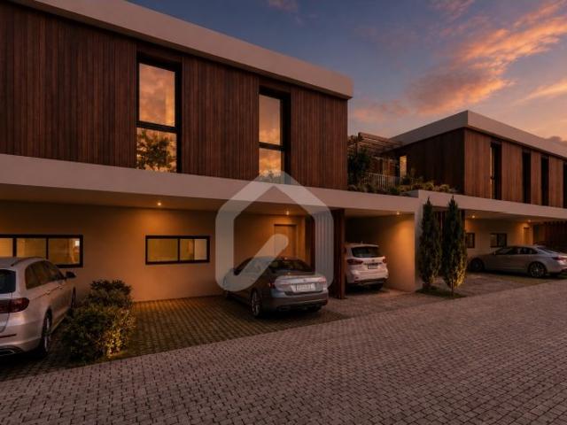 Moradia T3+Escritório Urbanização Gavião Living