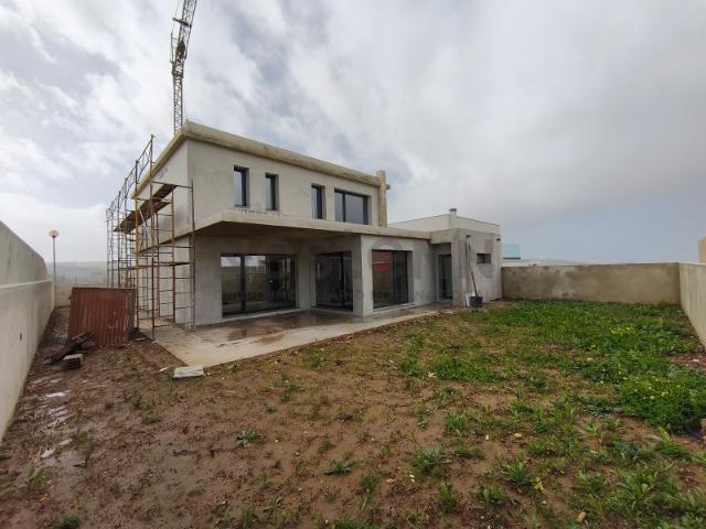 Moradia T 4 na Lourinhã