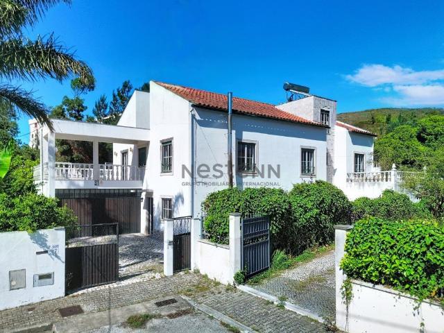 Moradia T 5 em Leiria Investimento 160m² Marrazes e Barrosa