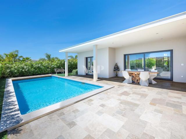 Moradia Térrea 3 Quartos com Piscina, junto à Ria Formosa, F. 235m² Faro Sé e São Pedro