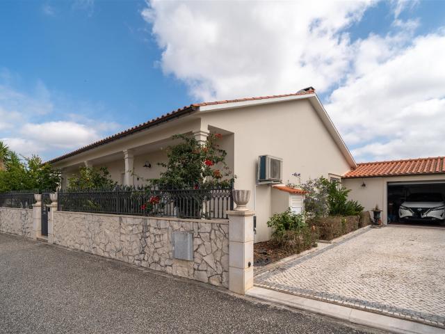 Moradia Térrea T3 168m² Aljubarrota Prazeres