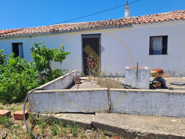 Moradia Térrea T3 com logradouro em Ribeira de Arade São Bartolomeu de Messines