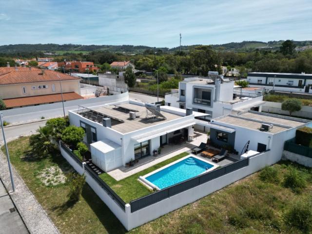 Moradia Térrea T3 com Piscina Aquecida | Galeotas, Azeitão