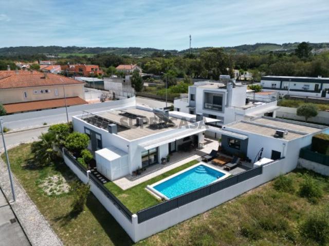 Moradia Térrea T3 com Piscina Aquecida | Galeotas, Azeitão