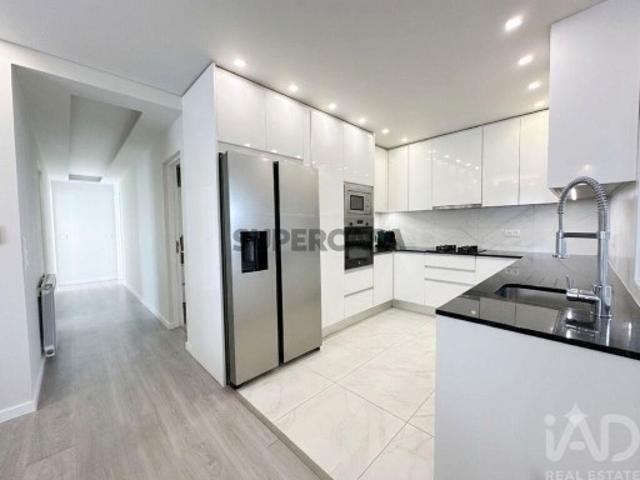 Moradia térrea T3 em Arcozelo de 114 m²