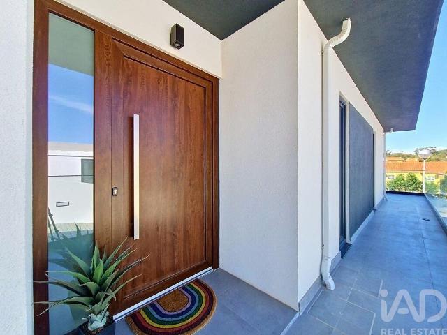 Moradia térrea T3 em Malveira e São Miguel de Alcainça de 13. 135m² São Miguel De Alcainça