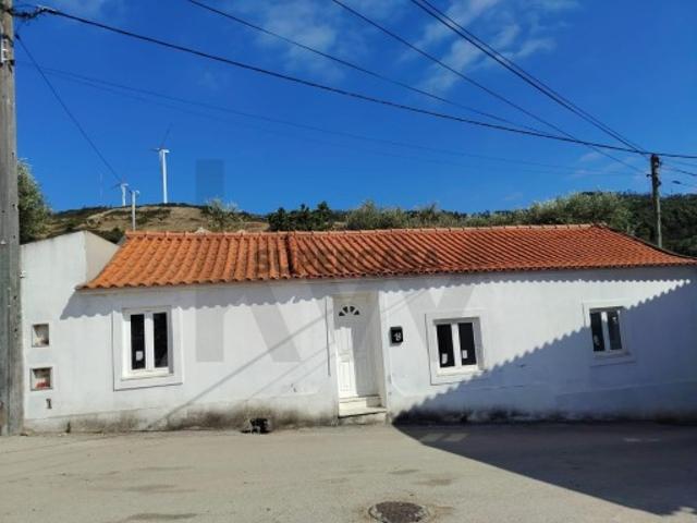 Moradia Térrea T3 em Monte Redondo Personalize a Casa dos Seus Sonhos!