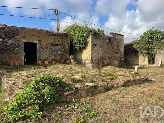 Moradia térrea T3 em Ovar, São João, Arada e São Vicente de Pereira Jusã de 147 m²