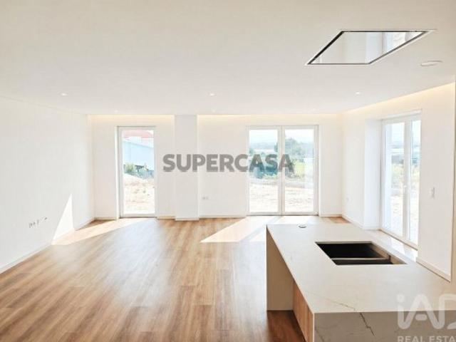 Moradia térrea T3 em Ovar, São João, Arada e São Vicente de Pereira Jusã de 160 m²