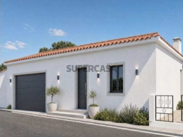 Moradia térrea T3 em Riachos de 113 m²