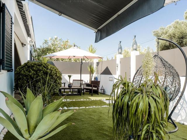 Moradia Térrea T3 Mobilada com Anexo e Terraço nos arredores. 120m² Conceição e Estói