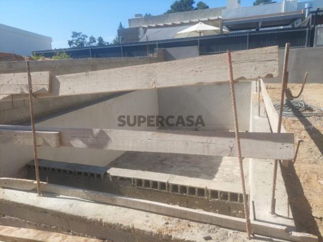 Moradia Térrea T3 Nova com Piscina e Escolha de Acabamentos Em Azeitão