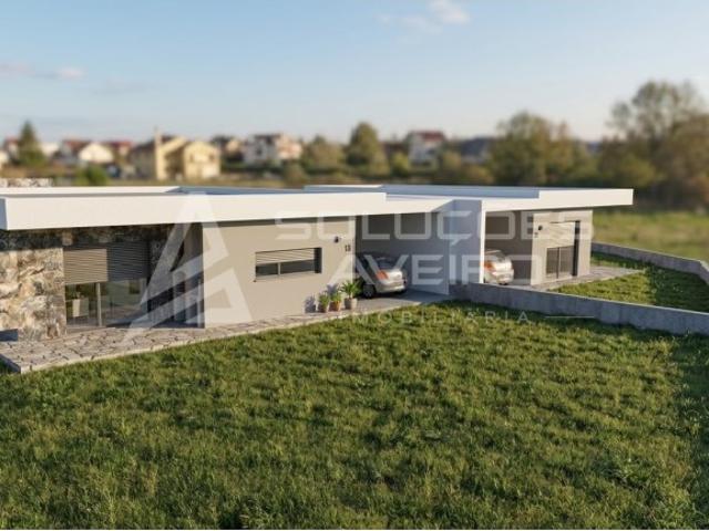 Moradia Térrea e Isolada T3 | Open Space 60,60 m² | Terreno 741m2