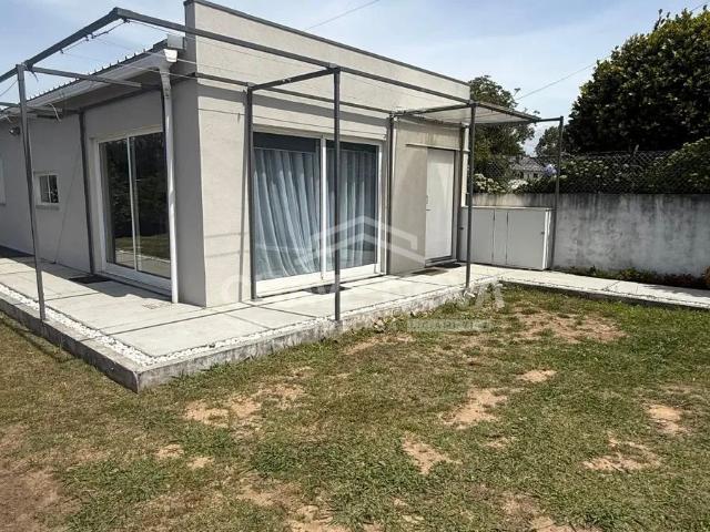 Moradia térrea T1 para arrendamento na Madalena
