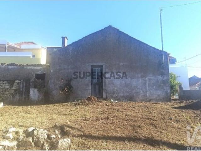 Moradia térrea T2 em Torres Novas São Pedro, Lapas e Ribeira Branca de 163 m²
