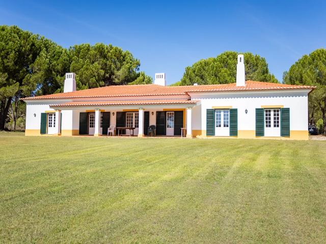 Moradia térrea T4+2 na Herdade do Zambujeiro, Benavente