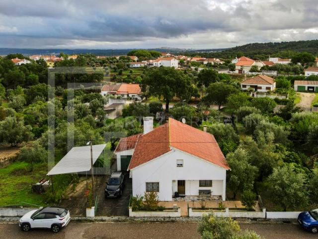 MORADIA TÉRREA com TERRENO