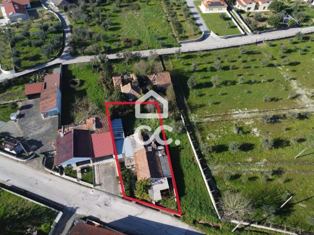 Moradia Térrea com terreno em Chão de Couce Ansião