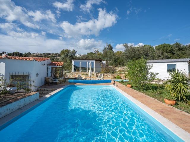 Moradia térrea de 3 quartos e piscina 93m² Santa Bárbara De Nexe
