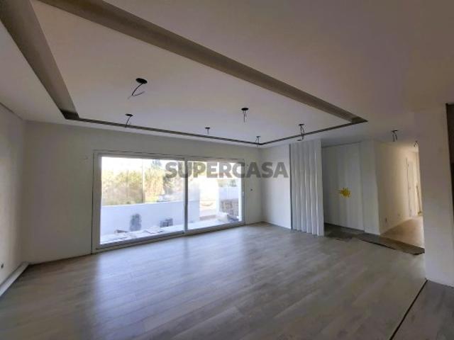 Moradia Térrea de luxo T3 com Garagem