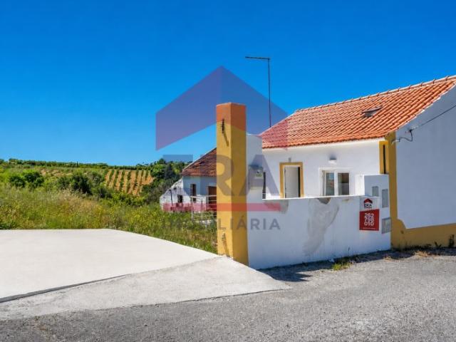 Moradia térrea em Usseira Óbidos