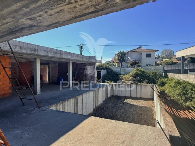 Moradia Térrea em Construção