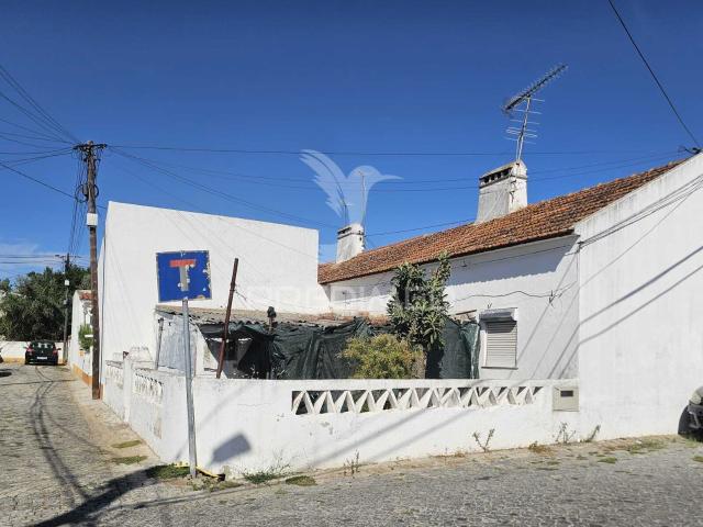 Moradia Térrea em Évora