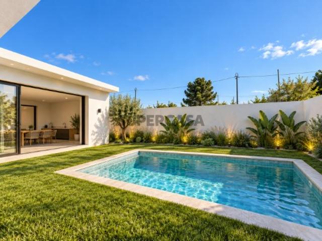 Moradia Térrea Independente T3+1 com Piscina