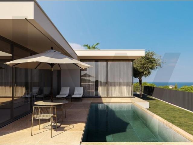 Moradia Térrea Moderna T2 com Piscina Infinita & Vista Mar Arco da Calheta