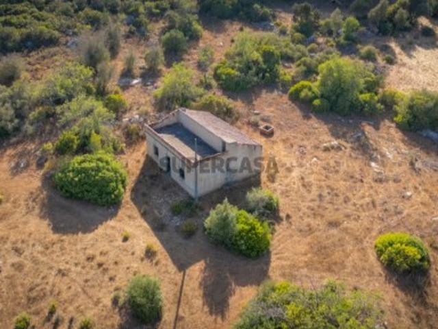 Moradia térrea para reabilitar na Centeeira, Paderne Albufeira, Negociável!