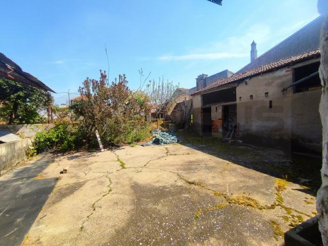 Moradia térrea para restauro ás portas da cidade Aveiro