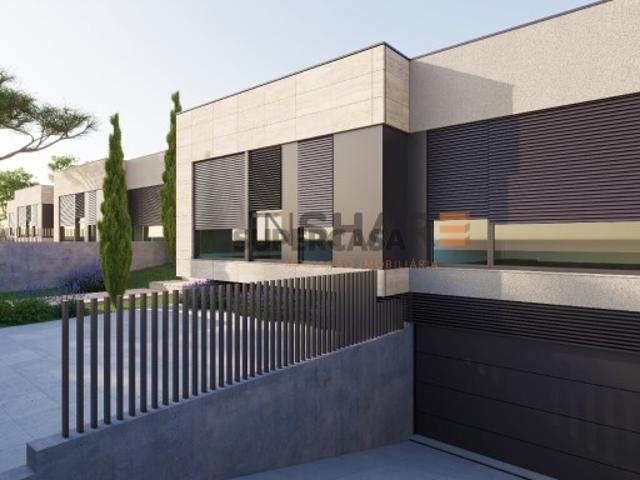 Moradia térreas T3 c/ piscina, Braga