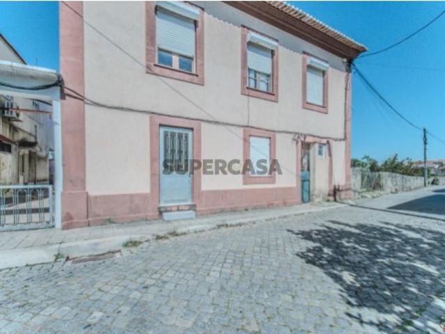 Investimento com Rendimento | 5 Moradias em Lote de 1016 m² | Matosinhos