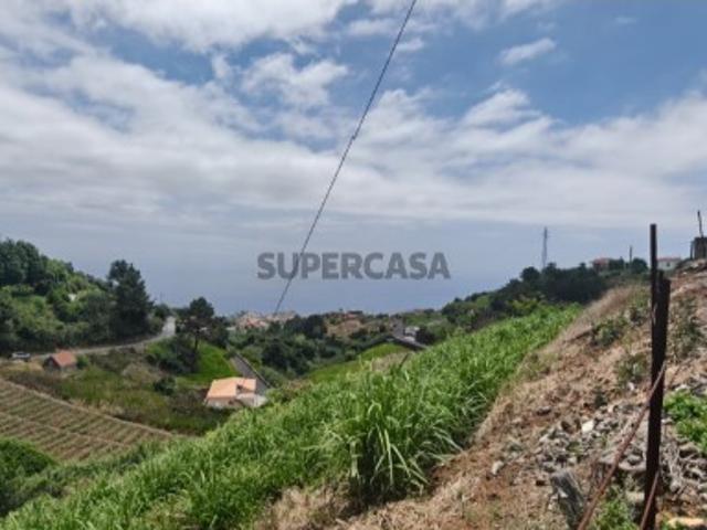 Moradia Típica em Sobrado Canhas, Estrada do Livramento Levada do Poiso