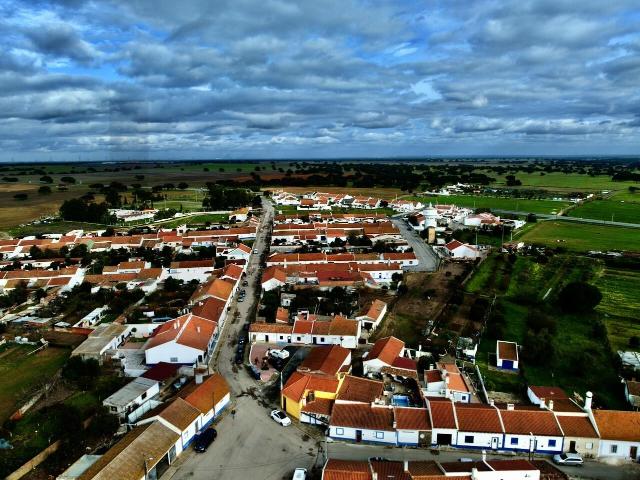 Moradia Típica para recuperar em Ermidas Aldeia – Santiago do Cacém