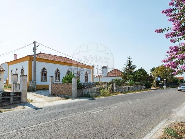 Moradia, Tomar e Santa Maria dos Olivais