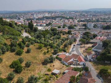 Moradia, Tomar e Santa Maria dos Olivais