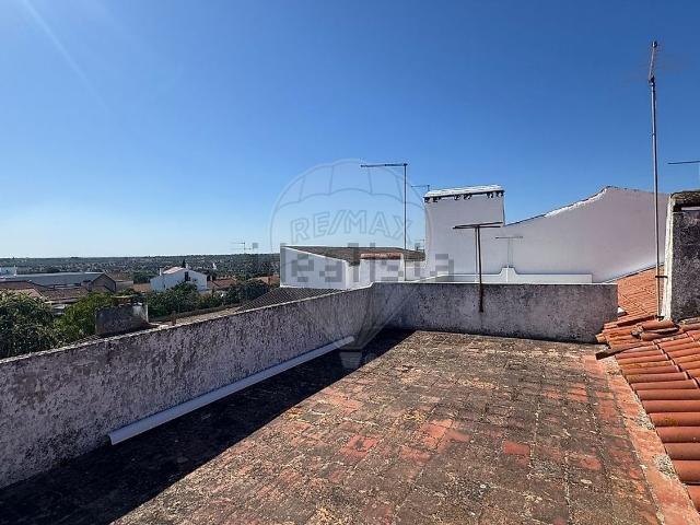 Moradia, Torrão