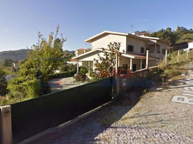 Moradia, Torrados e Sousa